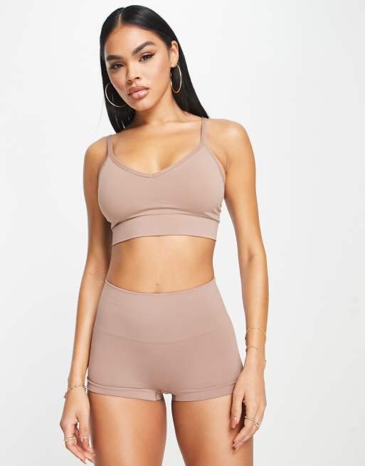 Spanx – Bezszwowy zestaw bielizny modelującej w ciemniejszym odcieniu beżu, 5 z 5