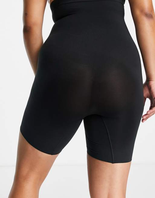 Spanx curve power short in black