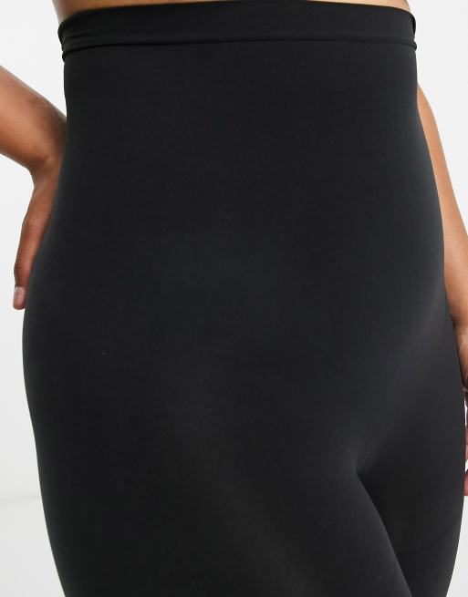 Spanx curve higher power shorts in black