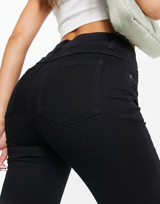 https://images.asos-media.com/products/spanx-high-rise-flare-jeans-in-black/203548514-2?$n_550w$&wid=550&fit=constrain