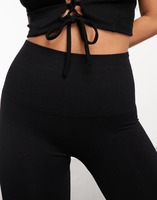 Spanx look at me now seamless leggings in black