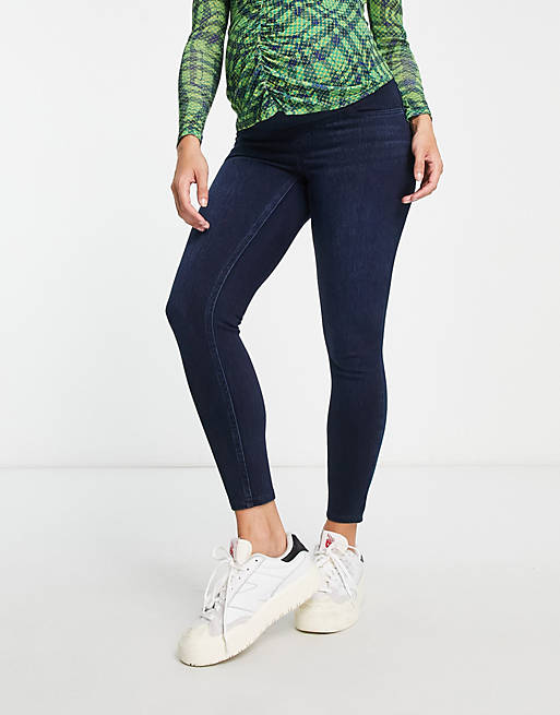 https://images.asos-media.com/products/spanx-mama-ankle-grazer-jean-ish-leggings-in-mid-blue/203350752-3?$n_640w$&wid=513&fit=constrain