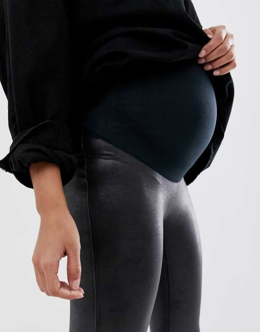 These Faux Leather Leggings Make Me Feel Less Postpartum & More Cool Mom -  The Mom Edit