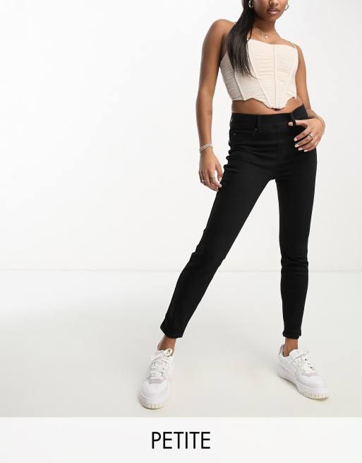 https://images.asos-media.com/products/spanx-petite-ankle-skinny-jeans-in-black/204140760-1-cleanwash?$n_640w$&wid=513&fit=constrain