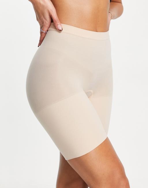 Spanx Higher Power contouring short in black