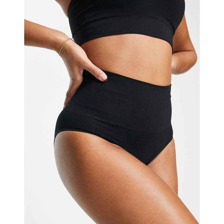 Spanx Seamless contouring brief in black