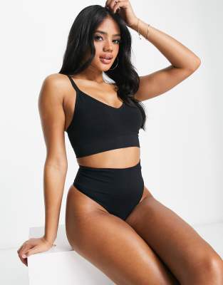 Spanx - Seamless - Konturierendes Longline-Bustier in Schwarz mit schmalen Trägern