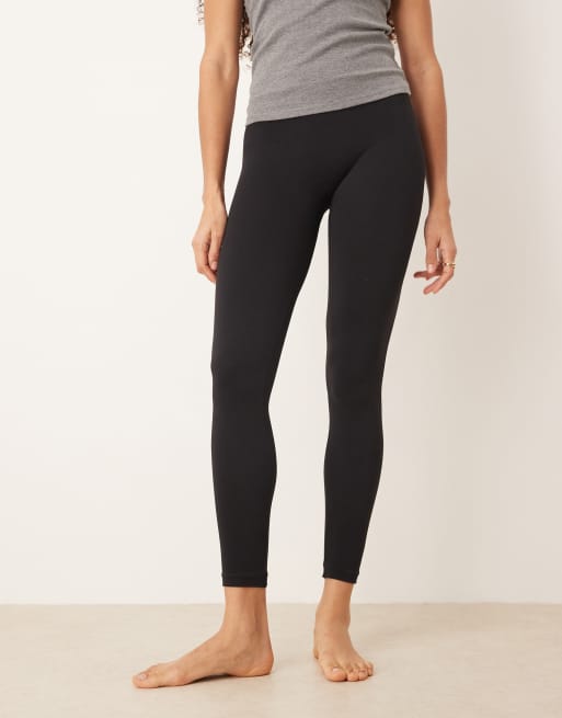 Spanx shaping leggings in black, 2 of 5