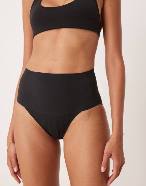 Spanx - SPANXsupersmooth - Undietectable - Sorte briefs med høj benskæring - view 1