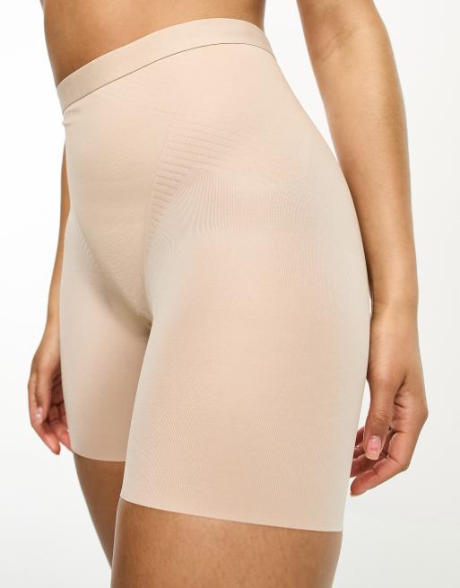 Gaine string à taille haute champagne beige Spanx