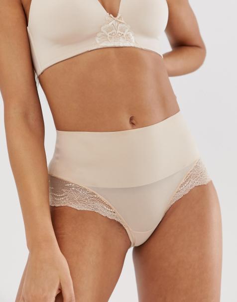 Spanx – Undie-tectable – Hochsitzender Spitzen-Hüftslip in Beige