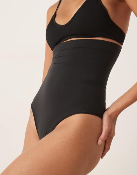 SPANXsculpt Seamless Power high-waisted thong in black