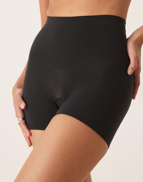 SPANXsculpt - Seamless Power - Sorte shorts - view 1