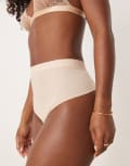 [Spanx] SPANXshape Invisible lingerie thong in champagne beige-Neutral M BEIGE