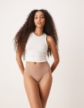[Spanx] SPANXsupersmooth Undie-tectable lingerie thong in cafe au lait-Neutral XL Cafe Au Lait