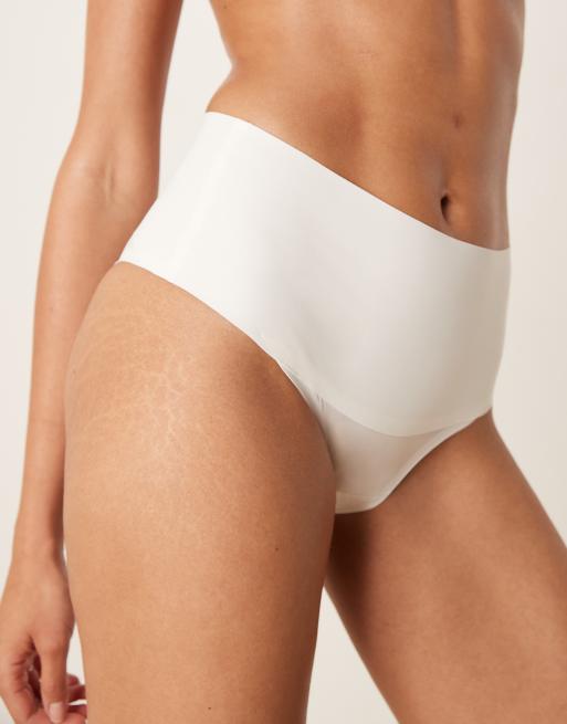 SPANXsupersmooth Undie-tectable tanga briefs in powder , 3 of 4