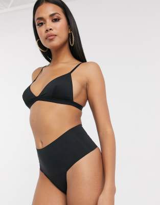 Spanx SPANXsupersmooth Undietectable thong in black