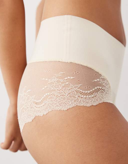SPANXsupersmooth usynlige blonde-hipsterbriefs i toasted coconut, 2 af 3