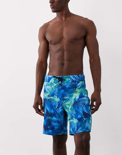 Speedo Lookout print 18'' board shorts in blue print, 2 of 5