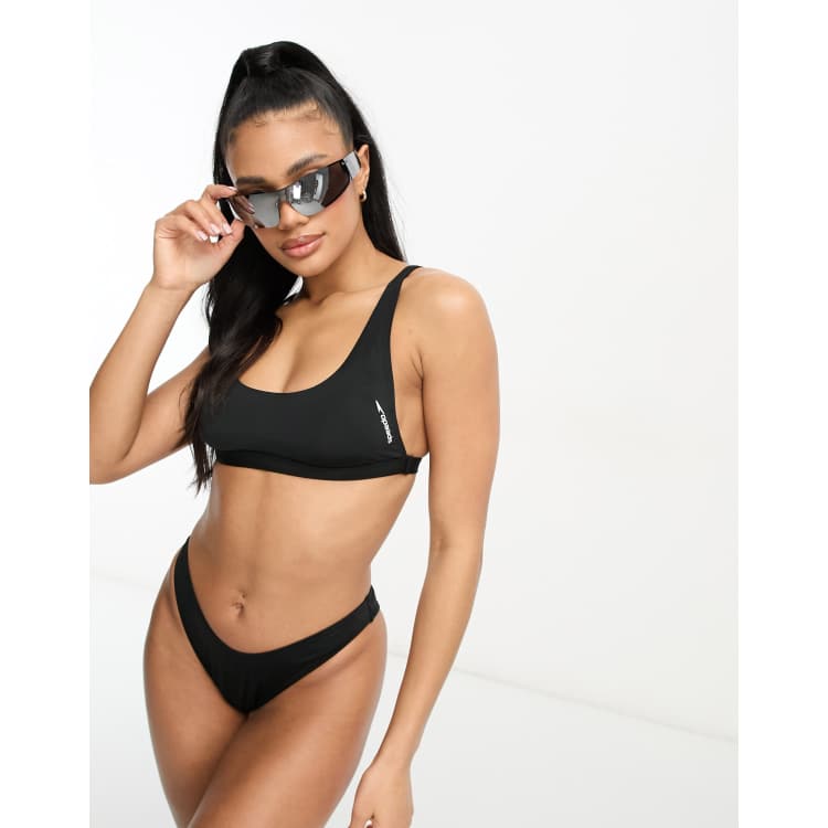 Seersucker Strappy Scoop Bikini Top in Black