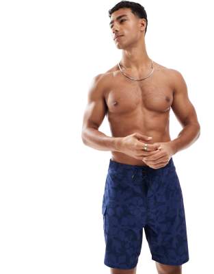 Speedo Swim shorts lookout print 18'' board shorts in peacoat - view 1
