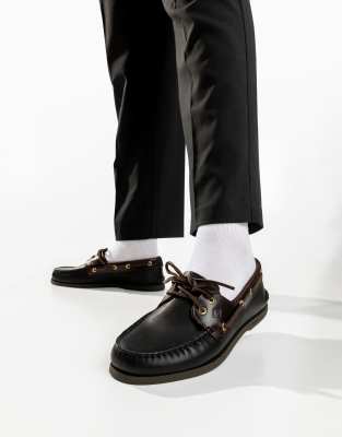  Authentic 2 eye boat shoe 