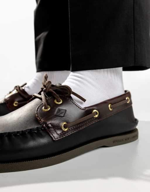 Sperry Authentic 2 eye boat shoe in brown, 2 of 4
