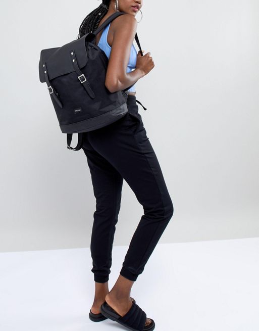 Women's Backpack With Buckle in front