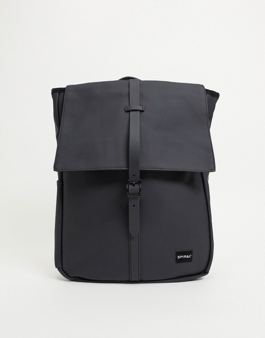 Spiral manhattan backpack in black