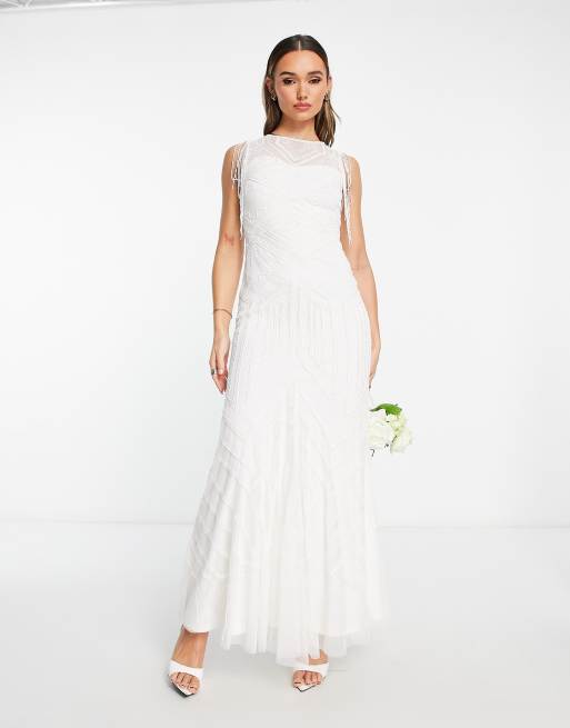 Starlet – Bridal – Exklusives Maxikleid in Elfenbein mit Flügelärmeln und Fransen, 4 von 4
