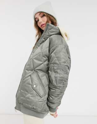 фото Стеганный oversized-бомбер цвета темный шалфей asos design hero-зеленый