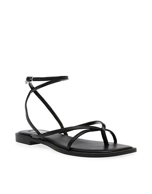 Steve Madden Agree strappy flat sandals in black | ASOS