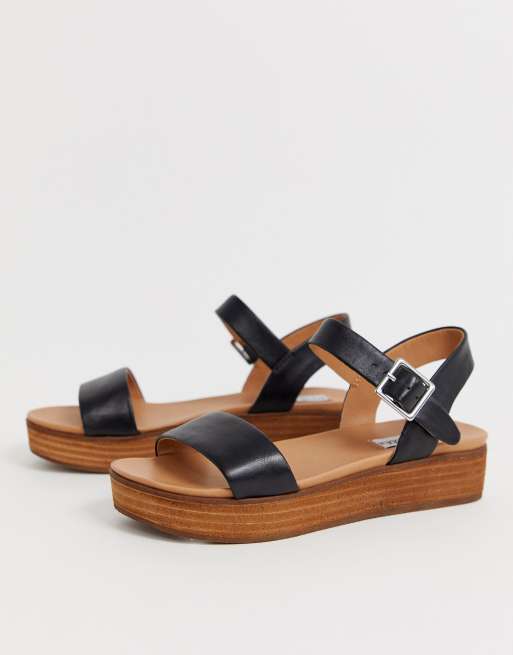 Steve Madden Aida Sandalen Aus Schwarzem Leder Mit Flacher Holz Plateausohle Asos