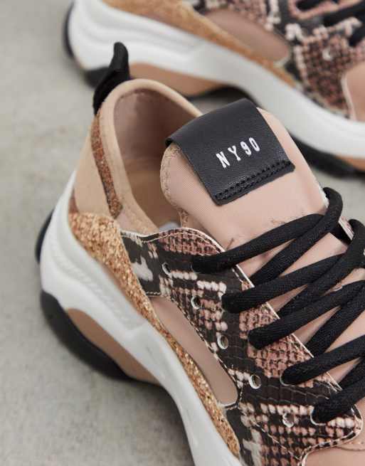 Steve madden hot sale rose gold sneakers