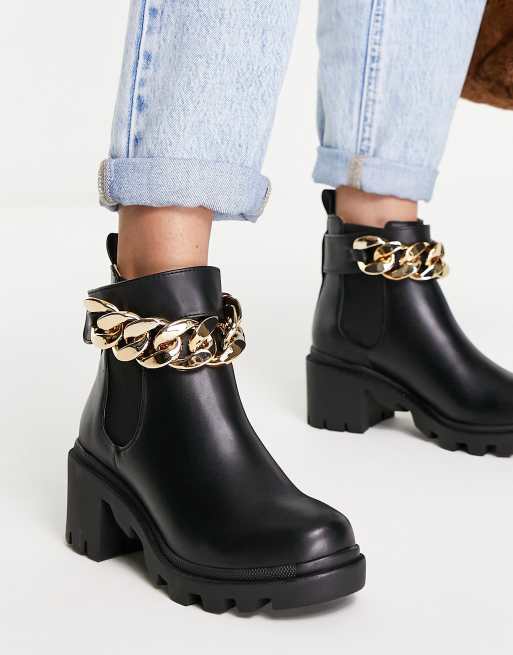 Amulet-C chain detail mid heel boots in black |