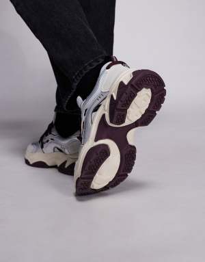 Steve Madden Animates chunky trainers in silver