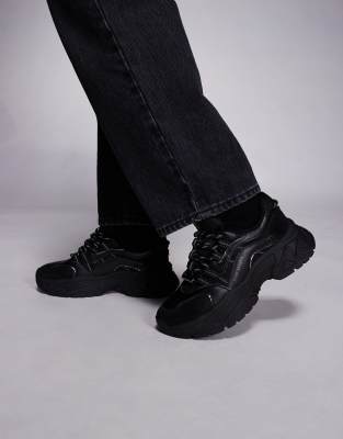 Steve Madden - Animates - Sneaker in Schwarz mit dicker Sohle