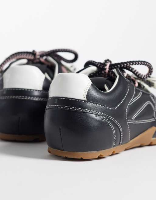 Steve Madden Asiel sneakers in black, 2 of 5