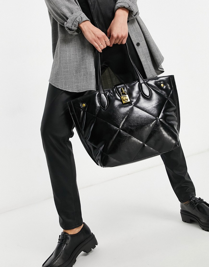 Steve Madden BBETHANY TOTE BAG IN BLACK QUILTING