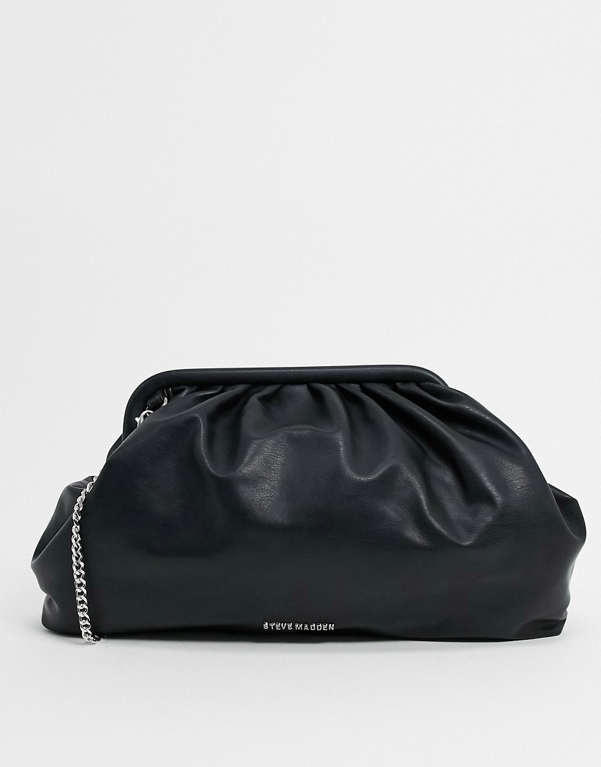 Steve Madden - Bjessica - Grote ruimvallende pillow-clutch in zwart