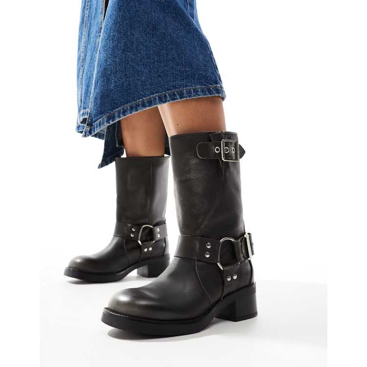 Steve Madden Blessing pull on biker boots grey distressed leather ASOS