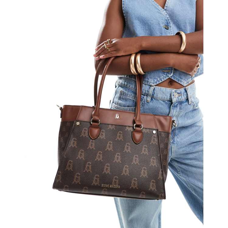 Steve Madden – Bmarios – Tote Bag in Braun mit Monogramm | ASOS