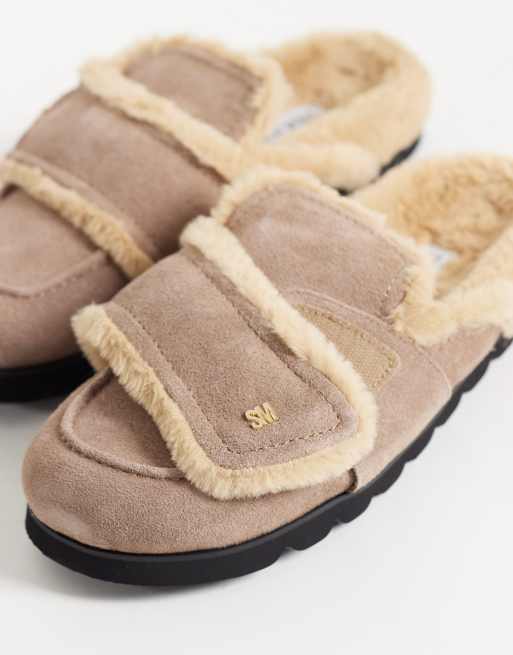 Steve Madden Bomb faux shearling clogs in mushroom, 3 of 4