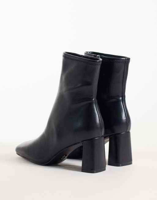 Steve Madden - Botines de media caña con tacón ancho en negro de cuero, 4 de 4