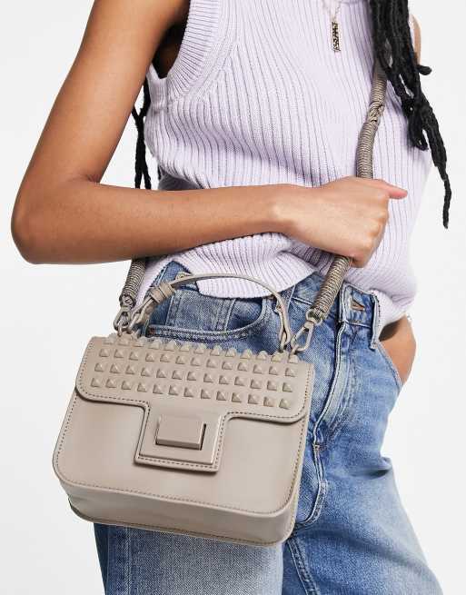 Steve Madden - Braiders - Borsa a tracolla color talpa con borchie