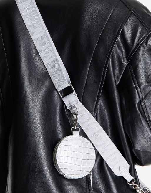 Steve Madden – Burgentl – Umhängetasche mit vielen Taschen in Weiß, 2 von 4
