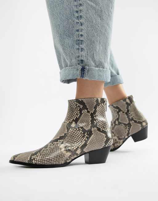 Steve madden 2024 boots snake