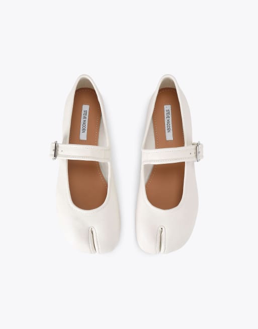 Steve Madden Calara white ballets in white, 2 of 4
