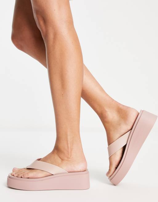 Steve Madden - Carlene - Sandali flatform infradito color cipria