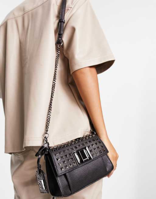 Steve Madden – Czarna torebka crossbody z ćwiekami
